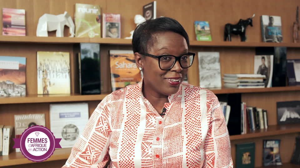 OnyxConsult's tweet photo. Retrouvez Yacine Fal en Replay ! Directrice général adjointe de la Banque africaine de développement, elle le plus gros portefeuille-pays. --> https://t.co/cDqvIN7bMC
#Sénégal #Finances #Banque #BAD #Afrique #Business #WomenEmpowerement #TV5MONDE #OnyxProd
@YacineFal https://t.co/pvSZ6kvY5k