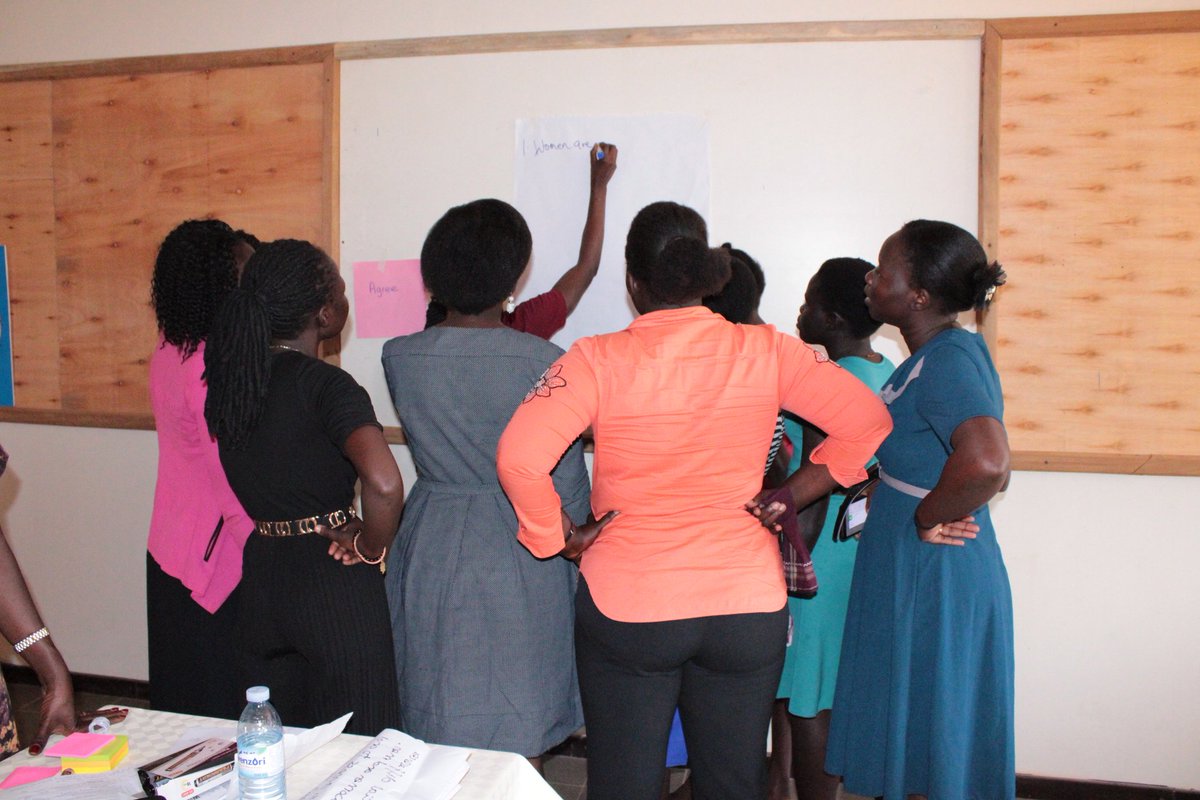 FemmeForteUg's tweet photo. This training exercise has women giving themselves a deeper look into how they understand gender. What would be your responses? How do you view Gender? #WomenInPublicSector #WIPSUganda #Iamfemmeforte #safezoneug @EOC_UG https://t.co/3d5qJ0nP9g