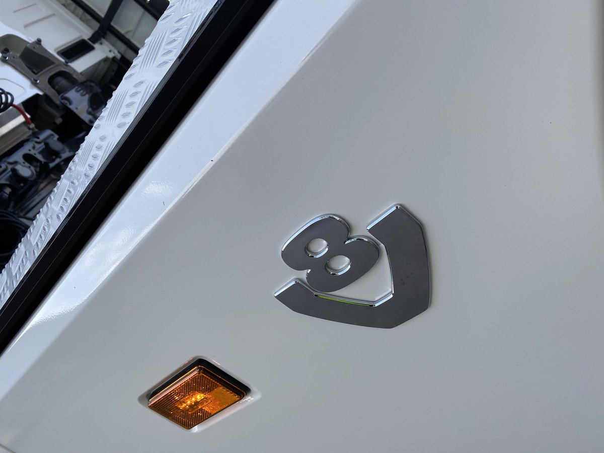 JarrodV8Power's tweet photo. What a Wednesday....# david Saunders new #V8 650 twin wheel tag #Tranztec catwalk just stunning .....a great morning ahead ...@keltruck @ScaniaUK @chrispurvis1984 https://t.co/LYeRzEKyts