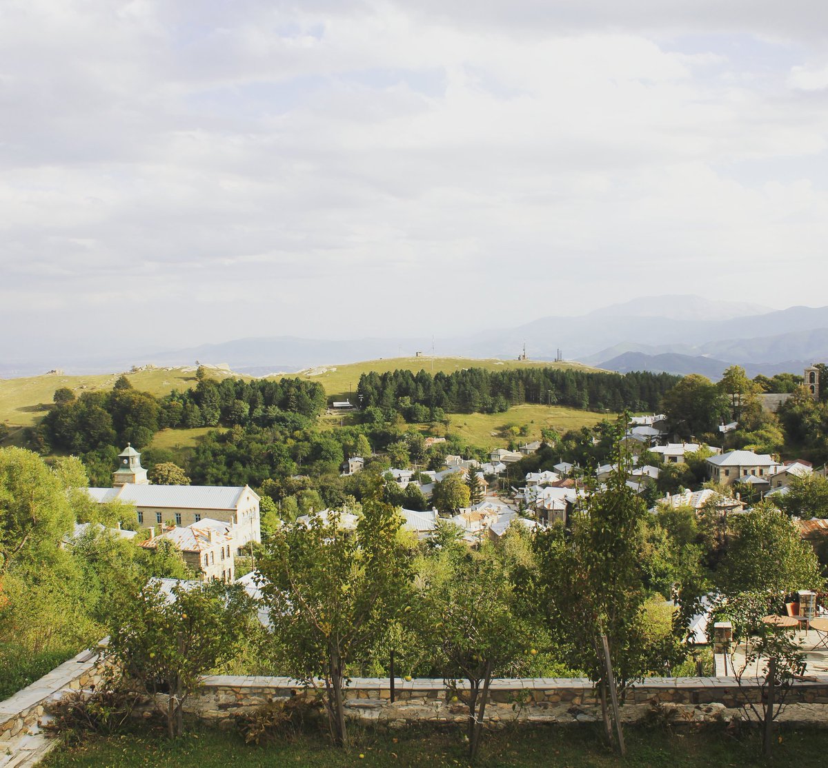 secretgreece's tweet photo. "Noone is too old for fairytales!"
Nymphaio is one of the pretiest villages in #Greece which looks like that it came out from a wondeful fairytale!!
#secretgreece https://t.co/UGCKixKXsd