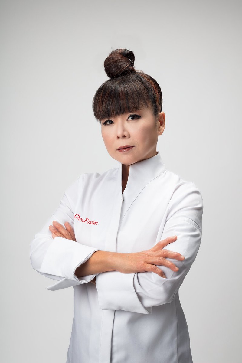 cherish_finden's tweet photo. It’s going to be a fabulous ‘Electric Has Gone Audi event, showcasing the #Audi e-tron range- I can’t wait to demonstrate the #audigecko made in chocolate- How exciting? #innovation #audiexcellence #chocolate #demonstration #BathAudi thx Bernard Zieja for the a,amazing photo https://t.co/UfCRRRNkVM