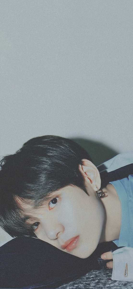 ilgu_bg's tweet photo. [🌠] look at him.

태형이는 정말 완벽 그자체 입니다,,,(별별) 제 잠금화면 입니다!! 너무 최고에여,, 짜릿해,, 김태형 멋있어,,,
#태형 #김태형 #V #일구_배경화면 #방탄소년단 #태형배경화면 
📌 적용 기기는 아이폰 11 입니다
📌 https://t.co/zg5emhnwLl https://t.co/GPLqgSEPYp