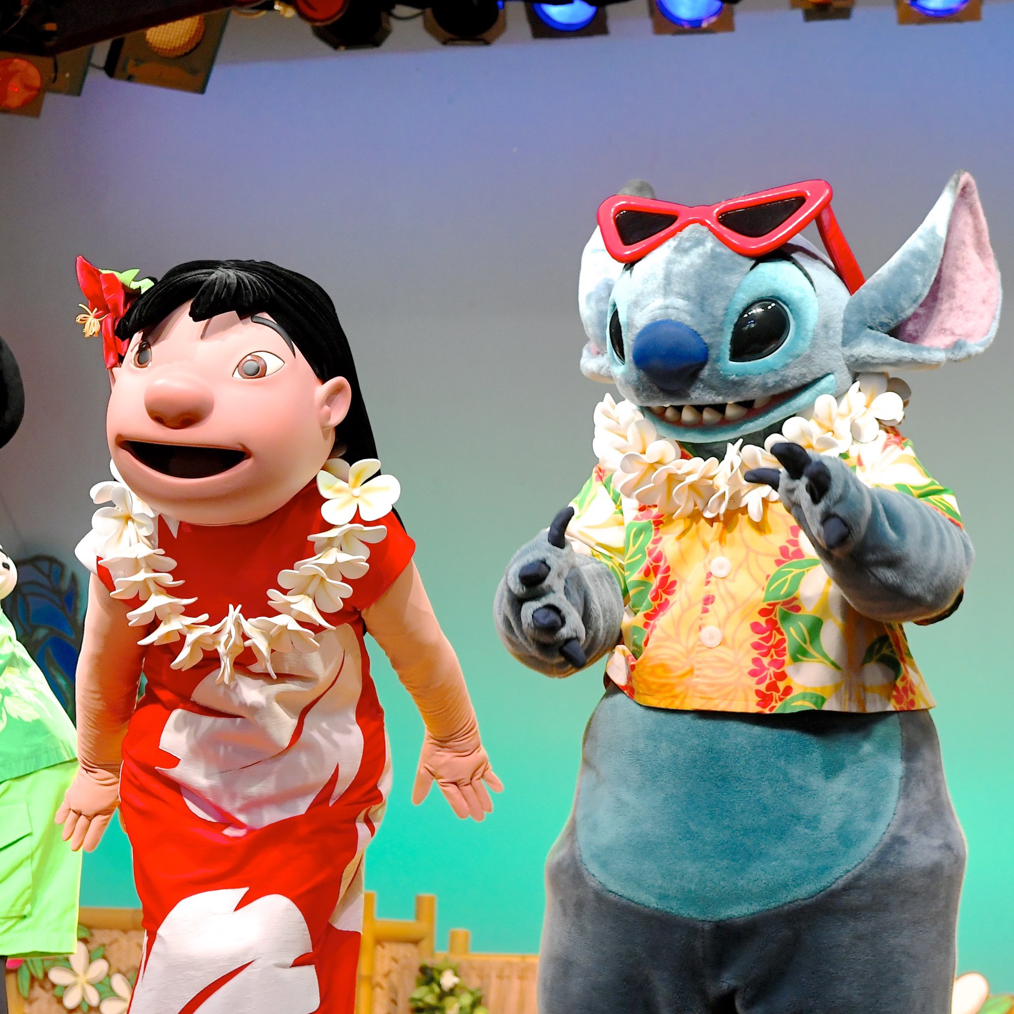 Mezzomikiのディズニーブログ 東京ディズニーリゾート 3月15日までの臨時休園を延期 4月上旬再開予定に 年3月25日公演終了予定の ファンタズミック 年3月31日終了予定の アリエルのグリーティンググロット リロのルアウ ファン