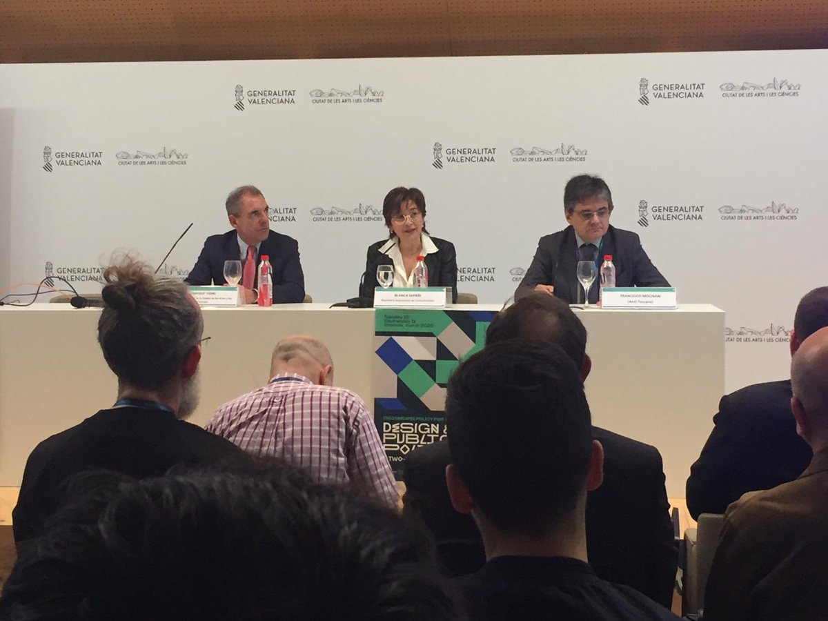 ValenciaDesignF's tweet photo. La secretaria autonómica de comunicación, @BlancaMarinF, inaugura la segunda jornada del foro #DesignScapes que se realiza en la Sala Polivalente del Museo Príncipe Felipe de la @CACiencies. https://t.co/bpEDGmqrrt