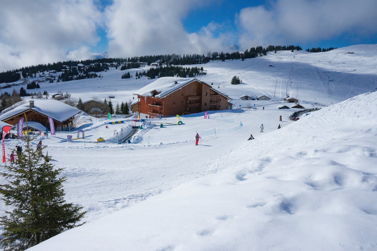 Bonne❄️et grand🌞! Le rêve😍 #lessaisieslegrandbreak
#vivezlesgrandsespaces #savoiemontblanc #neige #soleil