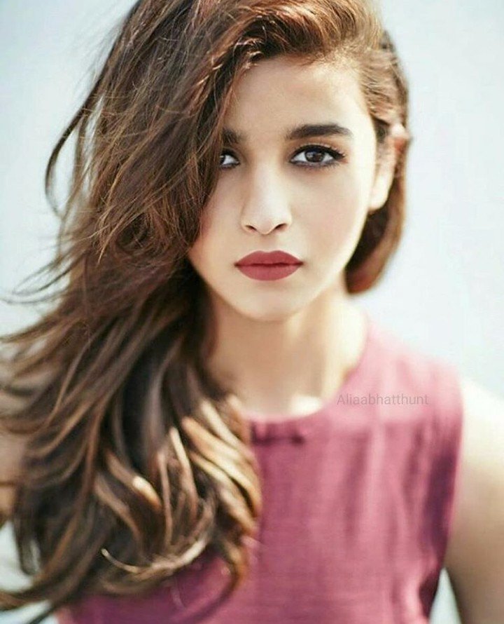 y_amankit's tweet photo. 3 days to go. 
#Aliabhatt
#Queenofbollywood
#birthdaygirl 
@aliaa08 https://t.co/VztW3Tc6dQ