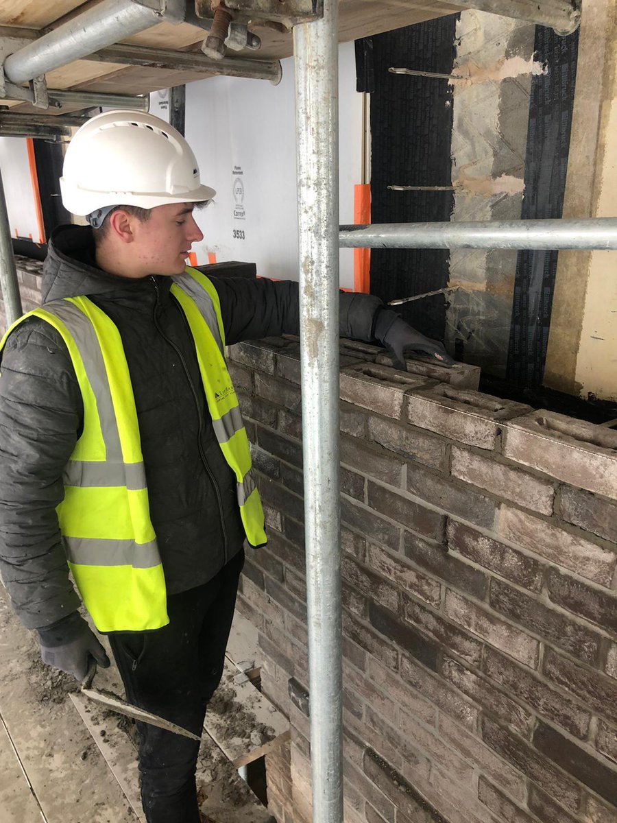 trowel63's tweet photo. Great to see new Lee Marley brickwork apprentice Jamie H working on the facework on site. @FEBrooklands @BCIndustryLinks #skills #futurebrickie #brooklandsbrick https://t.co/lcNuIQmCL2