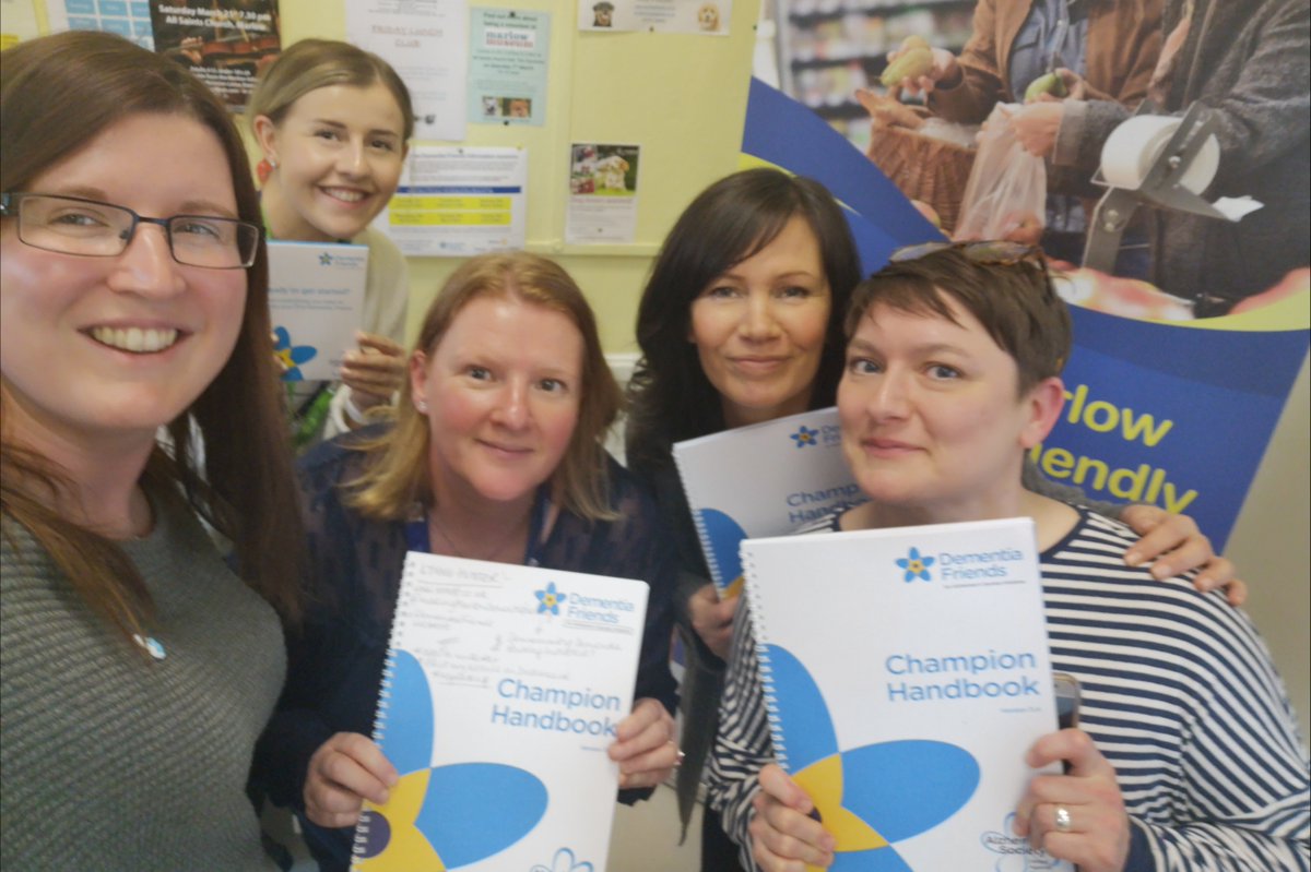 CommunitiesBC's tweet photo. Yesterday, we had a fantastic time alongside colleagues at @CSBCommunities and @StreetAssoc training to become Dementia Champions! 
Now that @alzheimerssoc have put us through our paces, we can  go out and raise awareness so that the #communities we live in have @DementiaFriends https://t.co/jrV08UkCic