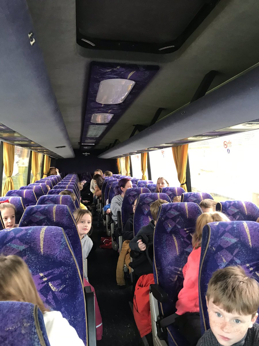 Year 3 are off for a guided walk on Dartmoor today!  We’ve all got our wellies and walking boots on and are ready to learn all about the rocks and soils that are found on Dartmoor 🥾🎒#pomphlett #outdoorlearning