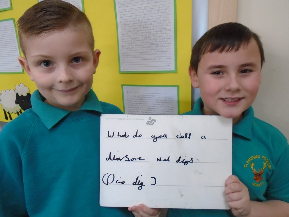 ClaveringTS27's tweet photo. #3JR This morning in English we have been learning about word play. We have been inventing new vocabulary such as... https://t.co/tjLGk0jMb9
