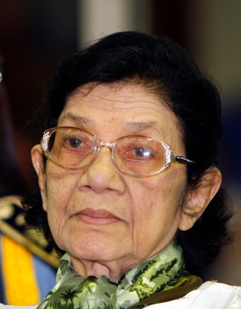 Ieng Thirith (1932-2015) was the highest-ranking woman in the Khmer Rouge and the "First Lady" of the genocidal regime that oversaw the death of nearly 2 million Cambodians.  https://www.independent.co.uk/news/people/news/ieng-thirith-scholar-who-became-the-highest-ranked-woman-in-the-khmer-rouge-and-was-later-charged-10470049.html https://www.nytimes.com/2015/08/23/world/asia/ieng-thirith-khmer-rouge-minister-in-cambodia-dies-at-83.html #WomensHistoryMonth