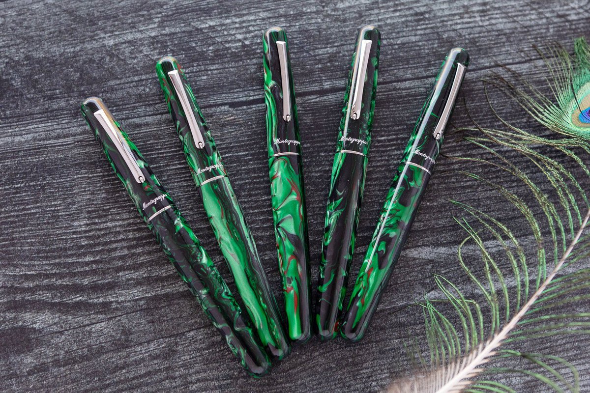 The #Montegrappa Elmo Fantasy Bloom Black Star Calla Lily Collection consists of a Rollerball, Ballpoint and Fountain Pen. This collection is currently 10% off Along with all other Montegrappa products.

penshop.co.uk/montegrappa/pe…