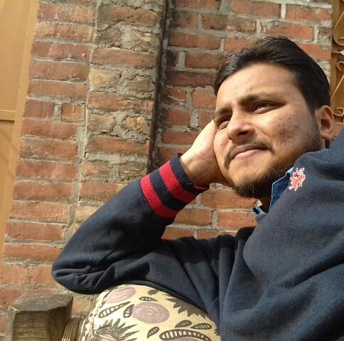 BharatMatakBeta's tweet photo. #Gaon aate hain dadi ...ateee hain...@realshooterdadi Dadi🙏.
#ThroughBackPics😍 #OldMemories 😍 #Gaon😍
#NOFILTER #Original #GanwarHoon #DesiBoy.
#UpWalaLadka. https://t.co/VNUcjryxRk