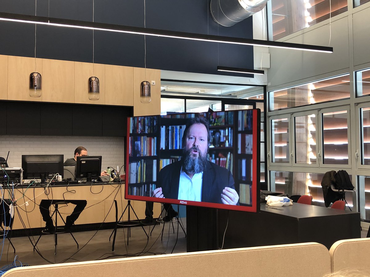 MitiDellaMura's tweet image. Siamo ora in collegamento con @davidorban che propone la sua visione di questa #digitalera che stiamo vivendo insieme ad @andrewjfro #ibmcloudonair @IBMItalia @Digital360Group @Piccolaienametr