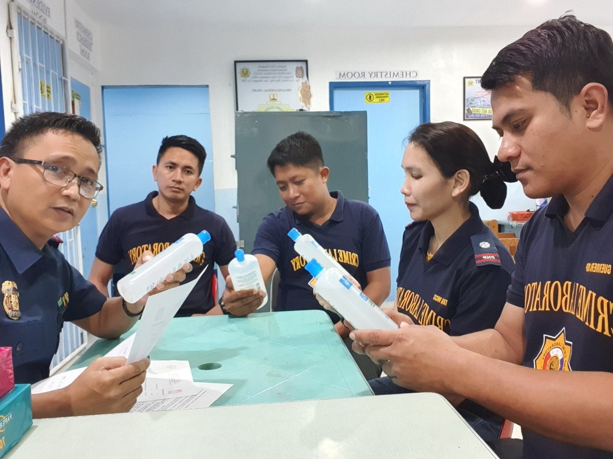 occlo58's tweet photo. REGIONAL CRIME LABORATORY OFFICE-3

4:30 PM March 11, 2020, PLTCOL RICARDO G LAMING,City Chief, conducted information dissemination to OCCLO personnel re the security operations as precautionary measures to prevent the spread of COVID-19
#TeamPNP 
#WeServe&amp;Protect 
#PNPKakampiMo https://t.co/J0LLA3nutj