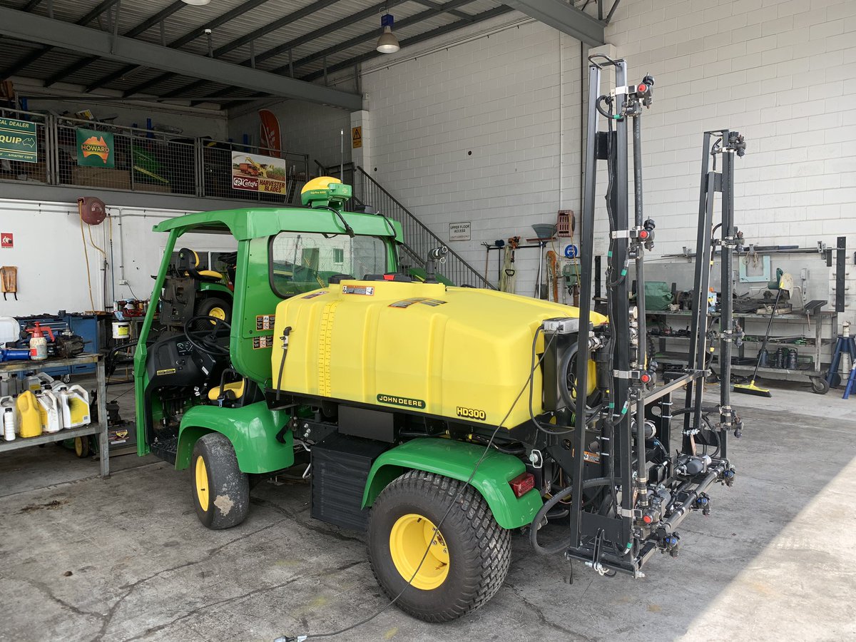 HSSConnect1's tweet photo. How good is this @JohnDeere #progator equipped with a #SF6000 #atu300 and #ratecontroller . Ready for a demo in #Cairns tomorrow. @CRAIGG_GIS @Honeycombes1 https://t.co/hIZug5k1Ss
