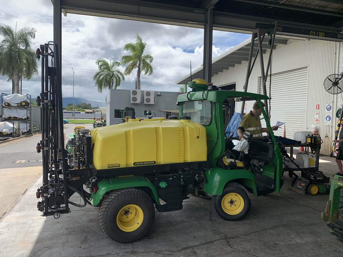 HSSConnect1's tweet photo. How good is this @JohnDeere #progator equipped with a #SF6000 #atu300 and #ratecontroller . Ready for a demo in #Cairns tomorrow. @CRAIGG_GIS @Honeycombes1 https://t.co/hIZug5k1Ss