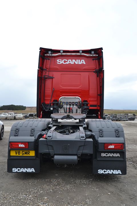 KelsaTrucks's tweet photo. Many thanks to Steven Allan from GMR Henderson for sharing these images - New Gen Scania R650 XT complete with #Kelsa #HiBar #VisorBar #BakBar https://t.co/5rV8VoMjh1