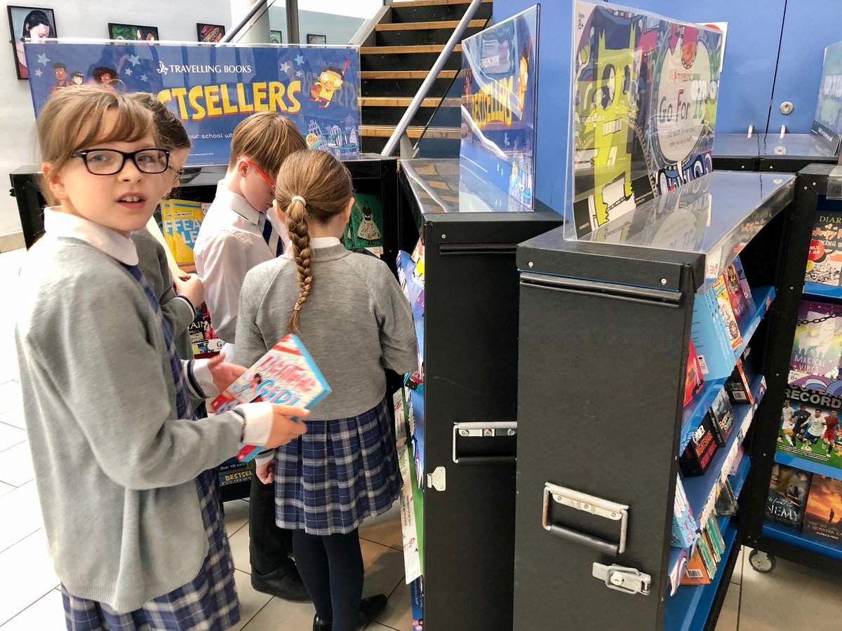 KA_ThinkSpace's tweet photo. #KAJ5 pupils were excited about choosing books at our @TravellingBooks Book Fair.
#booklovers #bookworms 📚 https://t.co/bY5wfgpjZi