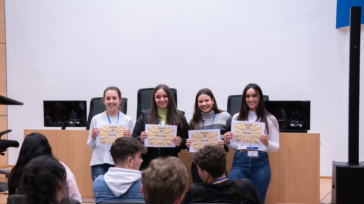gazteGOTalent's tweet photo. Hiru talde finalistak @ELKARHEZI eta @colegiovizcaya|koak izan ziren, ZORIONAK!
Orain azken erronkari aurre egin beharko diote! @Enpresagintza https://t.co/paOd5ERowF