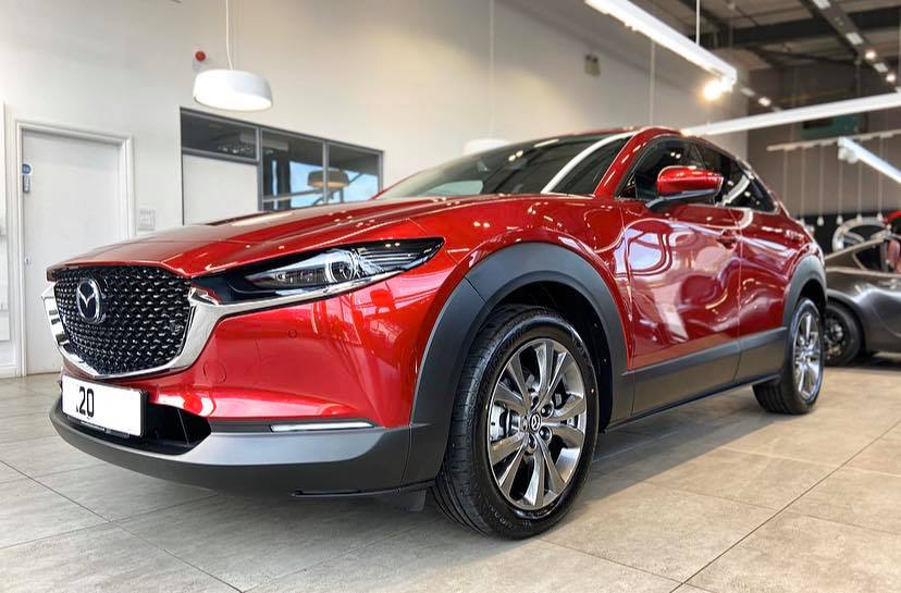 NorthamptonMtrs's tweet photo. Have you discovered Mazda’s next generation SUV yet?
Our guests certainly have who collected their stunning Skyactiv-X GT Sport finished in the popular ‘Soul Red Crystal’ paint.
#Mazda #MazdaCX30 #AllNewMazdaCX30 #SUV #SUVRange #CompactSUV #20Plate
https://t.co/VPXDNXDLp7 https://t.co/Sx9tOHo3au