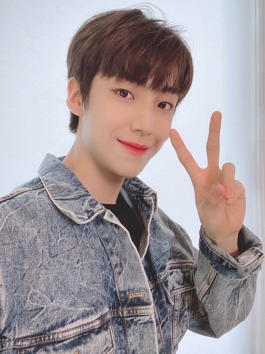 mb_eunsang's tweet photo. 미남의 정석 https://t.co/oAIDQfYiNE