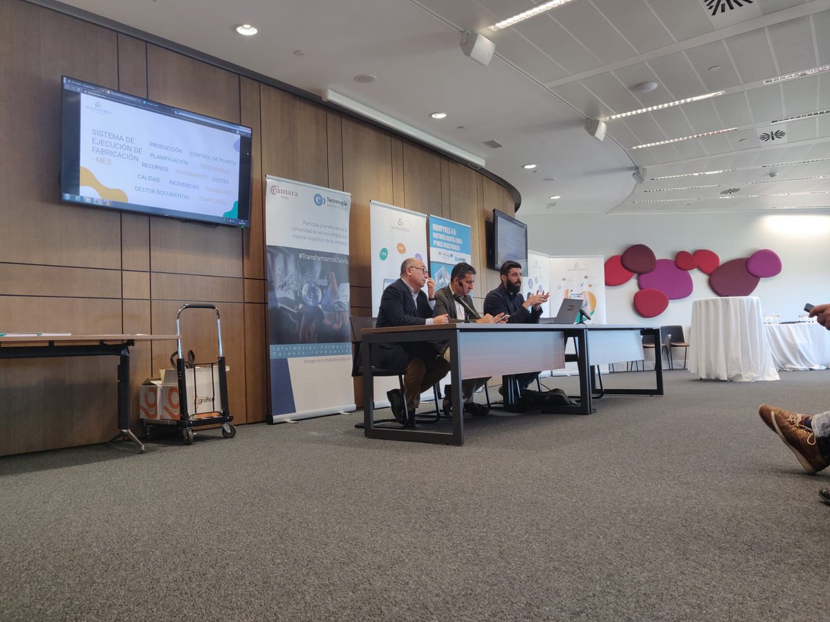 GuadalTech's tweet photo. Nuestro compañero Francisco Javier Llamas, Consultor IT, nos cuenta cómo Odoo nos ayuda en los procesos de digitalización en la industria. #guadaltech #odoo #eventoidi https://t.co/DzW91QXVMQ