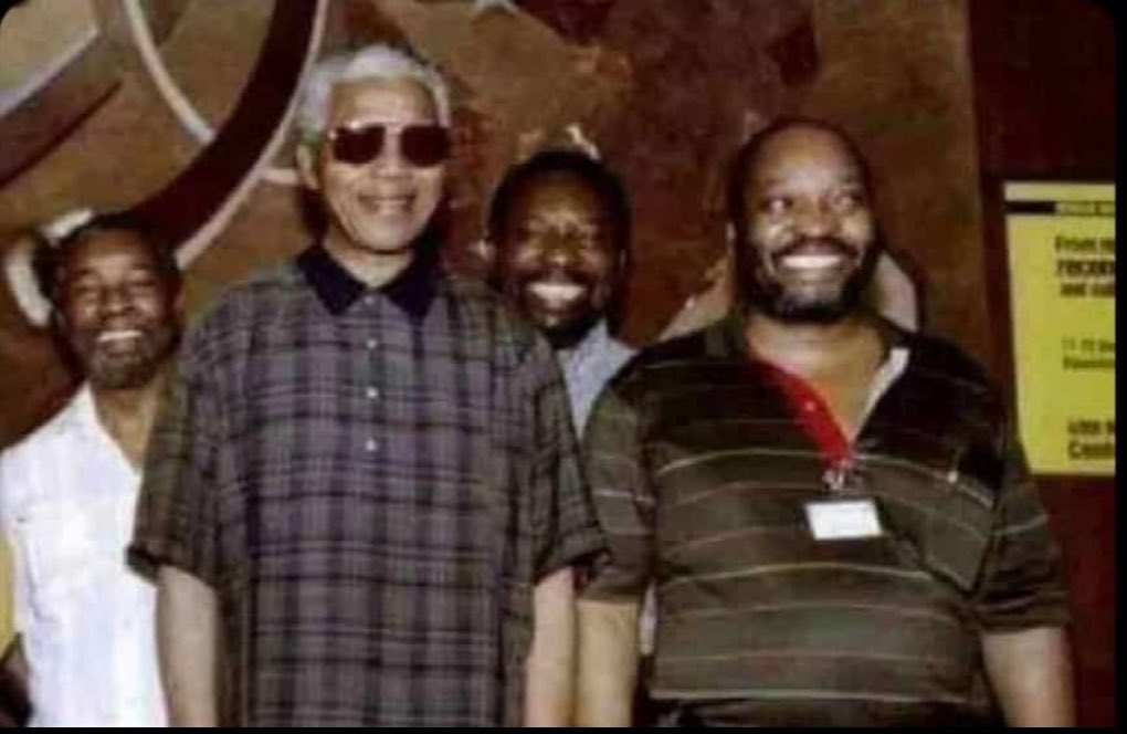 wandilebrian's tweet photo. Let me bring this back home... just forget about Dr Sebi for a sec &amp; think about this: DO YOU HONESTLY THINK ITS A COINCIDENCE THAT THESE GUYS IN THE PIC ALL BECAME PRESIDENT OF YOU COUNTRY! 

I know it’s difficult but just for a sec: THINK ABOUT IT! 
#DrSebi
#RIPDrSebi https://t.co/mmURJOzdn4