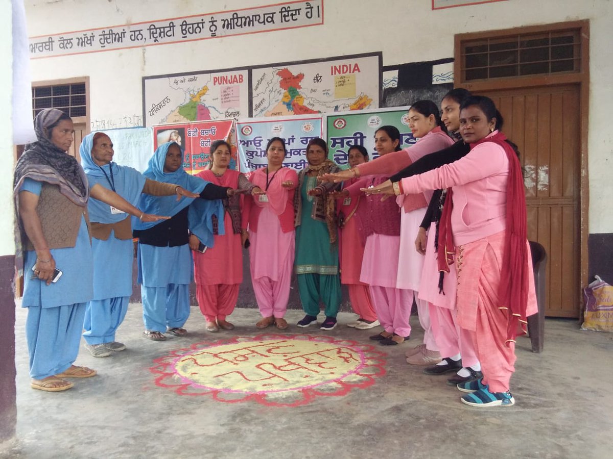 KIRANBA82319696's tweet photo. village betu qadim block mamdot
A.w.w kiran bala pooja rani
A.w.h raj kuar
A.n.m soma devi
Asha madhu bala
Ruby rani
#dsswcd.gov.in.
#PoshanPakhwada2020 https://t.co/UvsWf0zg8V