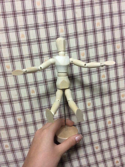 デッサン用人形でポーズのtwitterイラスト検索結果