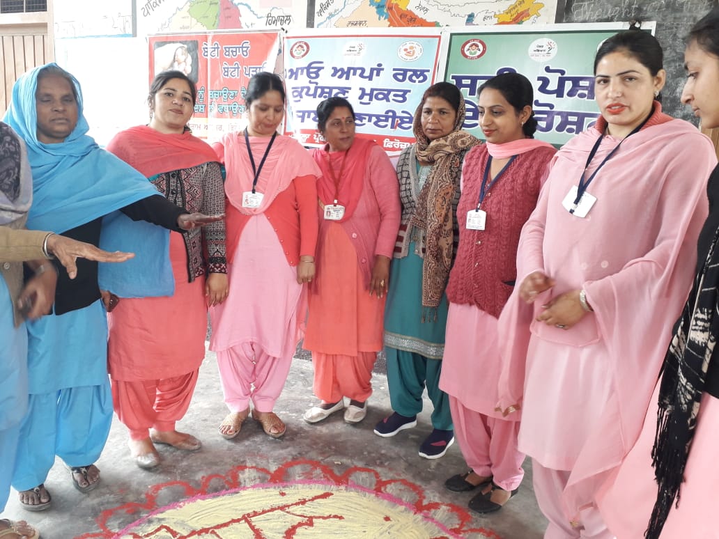 KIRANBA82319696's tweet photo. village betu qadim block mamdot
A.w.w kiran bala pooja rani
A.w.h raj kuar
A.n.m soma devi
Asha madhu bala
Ruby rani
#dsswcd.gov.in.
#PoshanPakhwada2020 https://t.co/UvsWf0zg8V