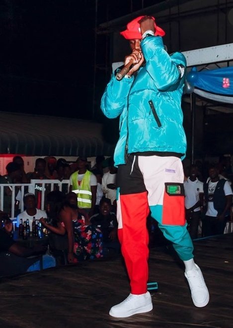 Fjayrnb's tweet photo. Okay kamuntu aka kama vala.. first ti ka tandalile, kangaku langizeko one or two. Hmmmmm
@Chefy187 chillinga boi. https://t.co/ryjPSyeo5t
