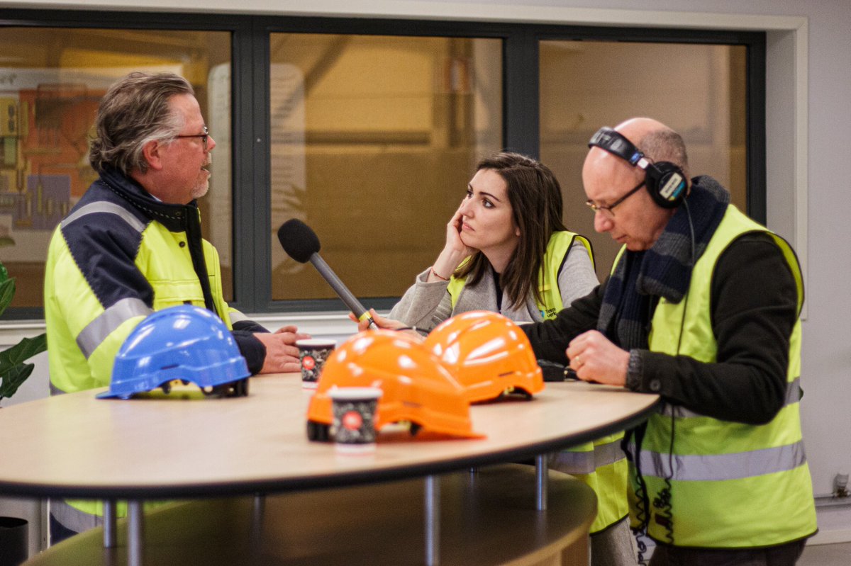 I går intervjuades jag av BBC i fyra och en halv timma. 😳 Det var för både radio och tv. Man kommer i en entimmas dokumentär att jämföra synen på avfall i Paraguay, New York och Linköping. #avfallsomresurs #tekniskaverken