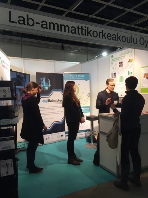 KirstiCura's tweet photo. LABin #muovi'en #kiertotalous projektit #kiemura #digivalmistus #biosykli esittelyssä #plastexponordic messuilla Helsingissä. Tervetuloa ständille! @LABfinland @PHliitto https://t.co/jToF2WwVU0