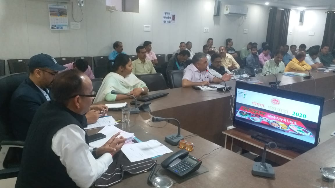 wcdBetul's tweet photo. पोषणल पखवाडा अंतर्गत कलेक्टर महोदय की अध्यक्षता मे जिला स्तरीय मीडिया कार्यशाला का आयोजन दिनांक 09.03.2020 को किया गया,जिसमे प्रिंट व इलेक्ट्रोनिक मीडियाकर्मियो ने सहभागिता की  . #PoshanPakhwada2020 #PoshanAbhiyaan #Suposhitmp 
@SPreraks
 #TINI @sushmataywade @mpwcdnnm #WCD https://t.co/I7lLUTgypK