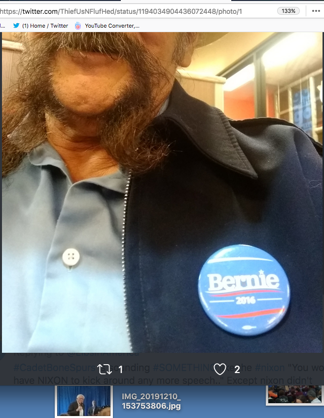 BardOfEarth2's tweet photo. WEAR your #Bernie Button CONSTANTLY Proudly in public. ( At work if you can ) When U get compliments ( happens OFTEN ) say : "I'll give YOU YOUR #Bernie2020 as soon as I sign U up on the #BernieApp,
DO IT IT WORKS! https://t.co/HiKfRadMmL