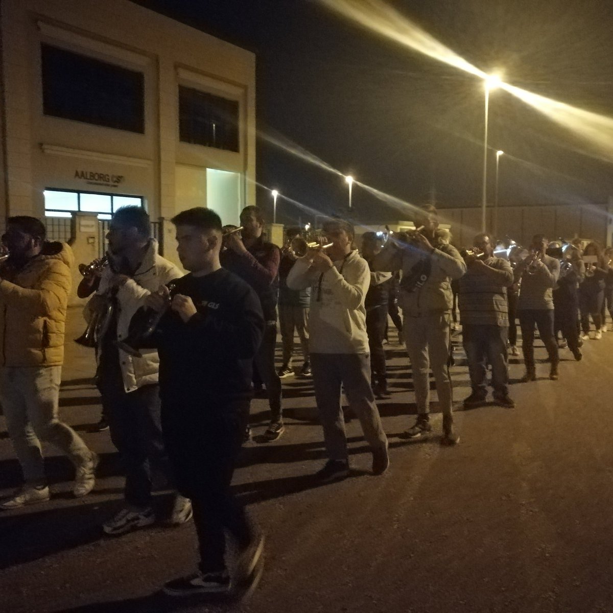 Gran ensayo preparatorio del concierto de este fin de semana en <a href="/RosarioyVictori/">B Rosario y Victoria</a> 

Seguimos 🥁🎺