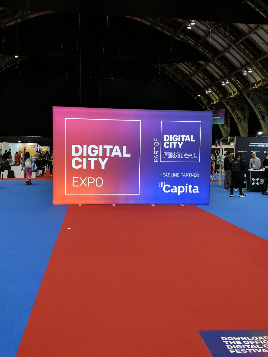 AnalyticsLeif's tweet photo. If you're here come say hi! https://t.co/TnHJDv8HBH