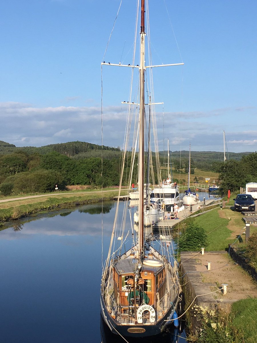 russellthomson8's tweet photo. #MustSeaScotland Get on a boat and visit Scotland's seas, coasts, and canals @sailscotland @scottishcanals @BM_Scotland @CalMacFerries  @N_T_S #GiantStrides #ycw2020 https://t.co/c5wmSpQDNT