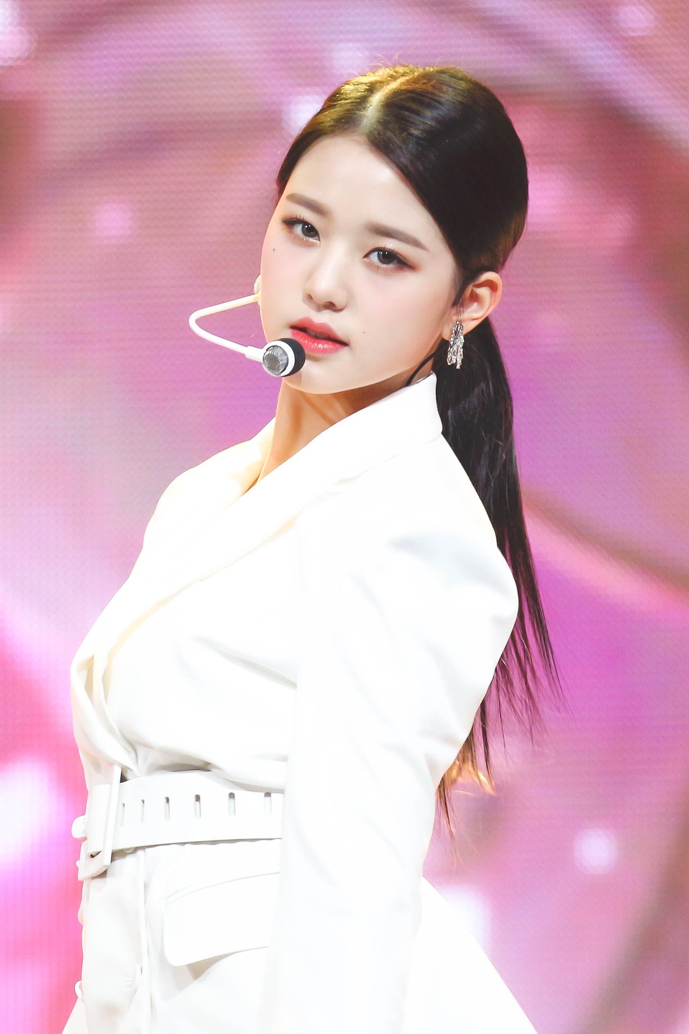 IZ*ONE ウォニョン Photo】IZ*ONEのセンター、チャン・ウォニョン THE FACT JAPAN