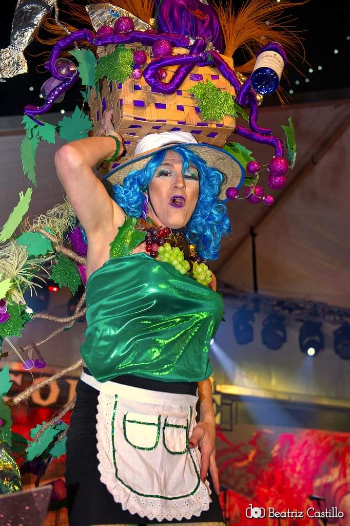 bodegavinanorte's tweet photo. Fito Hernández, patrocinado por Bodegas Insulares Tenerife, ganador de Miss Mosto 2020 en la Piñata Chica de Tacoronte. Felicidades!!!! https://t.co/GM2MTXfXjm