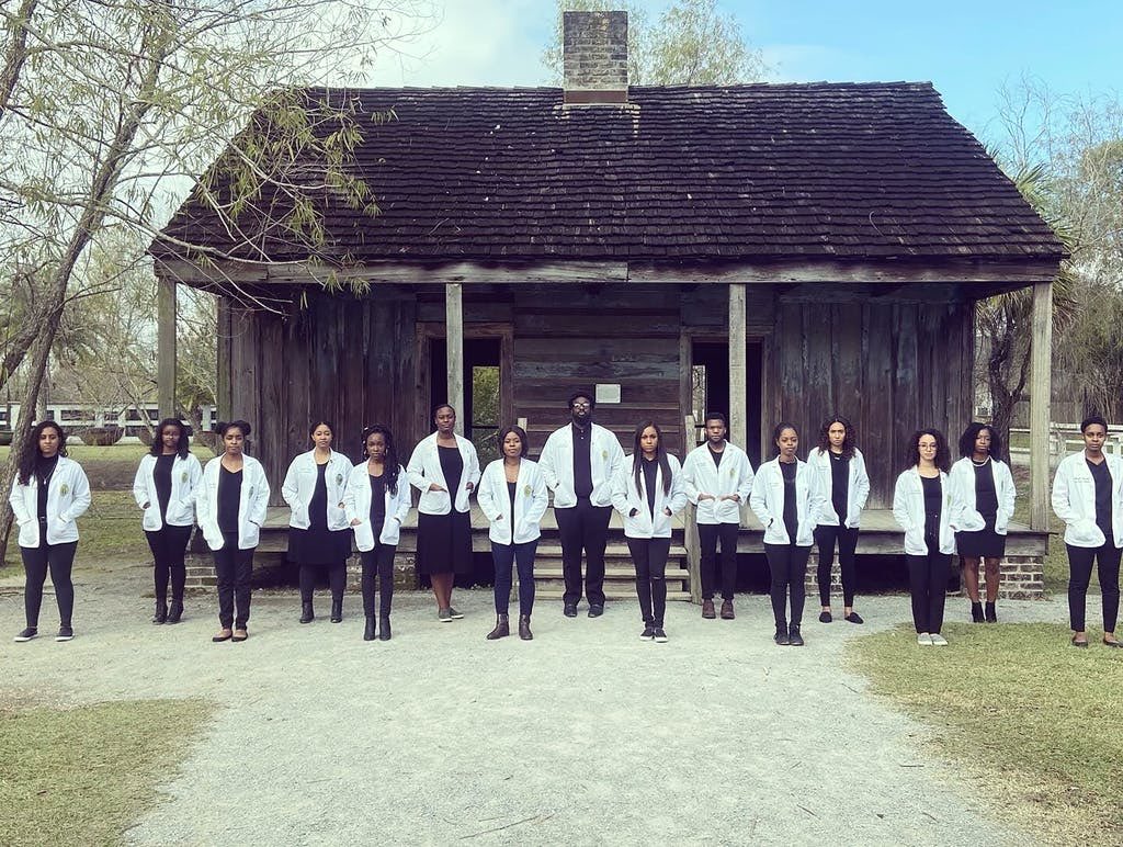 Photo of the Week:  15 black students at #Tulane University’s Med School posed in white coats on a former plantation in December.  Russell Ladett, who organized the event, said “We are our ancestors biggest dreams coming true.”