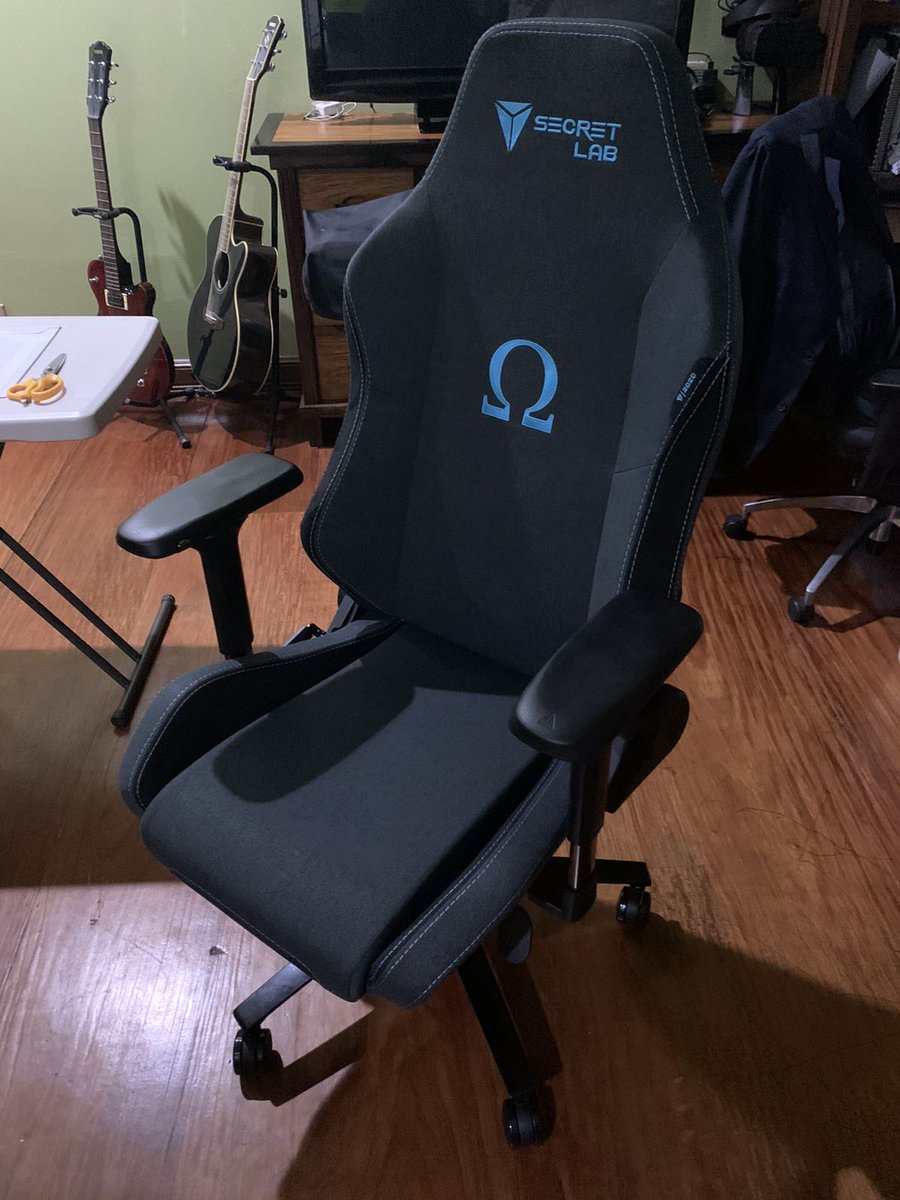 moonieyam's tweet photo. #secretlab https://t.co/mPa0BPHaAI