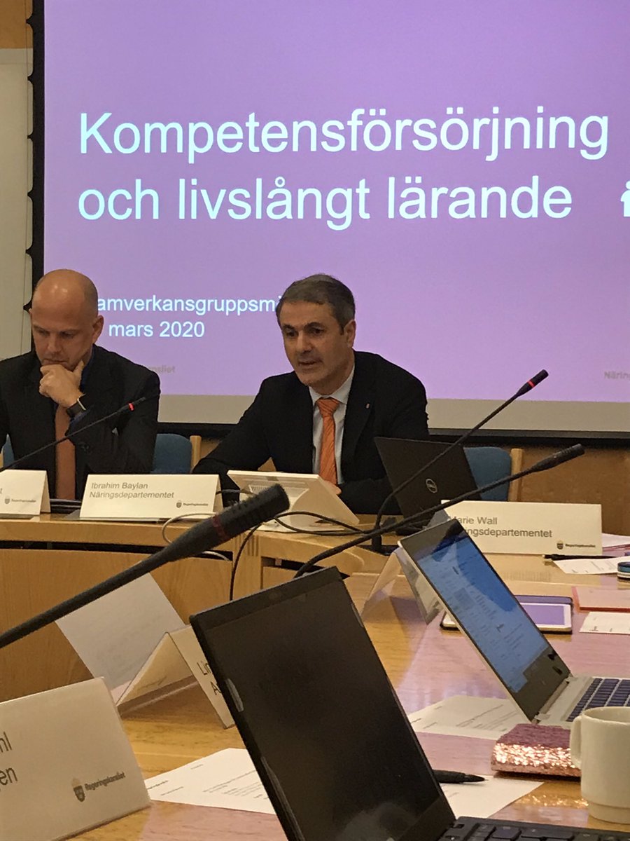 PeterVLarsson's tweet photo. Första mötet med Samverkansprogram för kompetensförsörjning och livslÄngt lÀrande dÀr #kompetens och #innovation stÄr i centrum @Ingenjorerna kan bidra med #studyfriday @IbrahimBaylan_ inleder och tar emot https://t.co/cA43rOyRpj