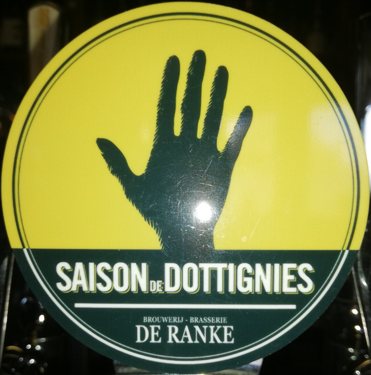 BlakeHotelSheff's tweet photo. Guest Kegs At The Blake!
@totallybreweduk 
Go Johnny Go Go Go Go 7.2%
A Heavily Hopped Hazy IPA. Brewed In Nottingham, UK
@bierenderanke 
Saison De Dottignies 5.5%
A Saison, Farmhouse Style Ale.
Brewed In Dottignies, Belgium.
#craftkeg #guestkeg #belgian #saison #ipa #veganbeer https://t.co/fxLJLCTwk0