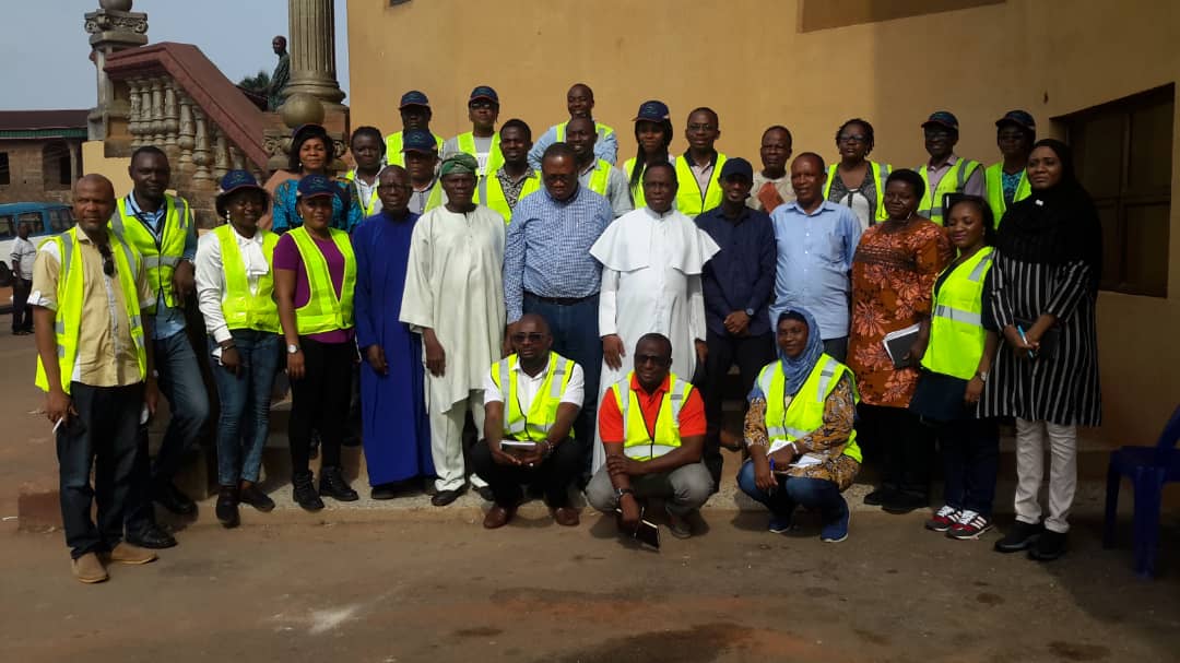 ENewmap's tweet photo. Visit to Edo NEWMAP Sites as part of on-going Data Validation Mission. So far, Mission has visited Queen Ede gullyand Urora Flood control sites https://t.co/ZgN5gX7i4N