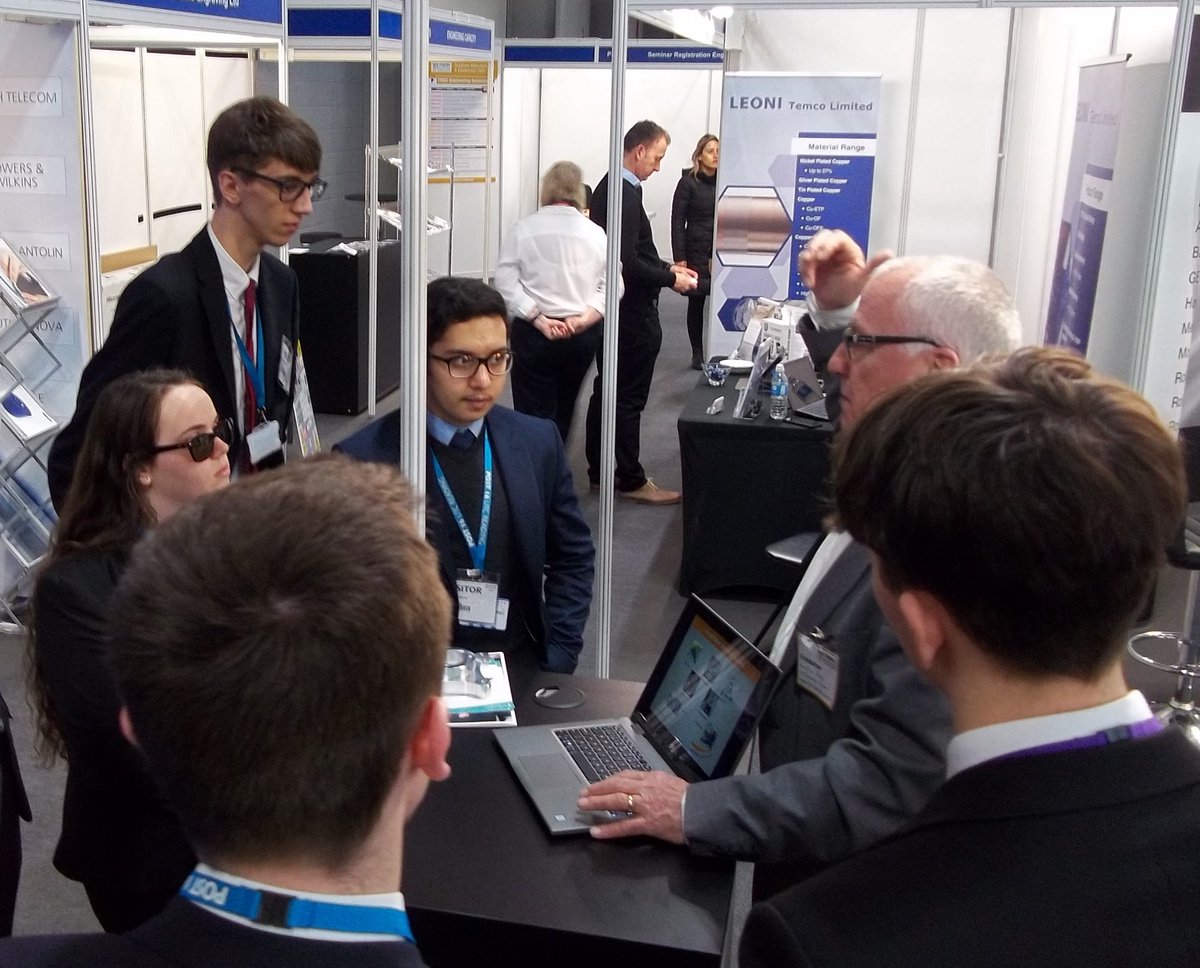 UTCReading's tweet photo. Recently, a group of Yr 13 #engineering students attended the Southern Manufacturing &amp; Electronics Trade Show in Farnborough (@Industry_co_uk) 

They were able to get their first taste of interacting with industrialists in a trade show environment &amp; found it extremely beneficial. https://t.co/tsTRTXrv60