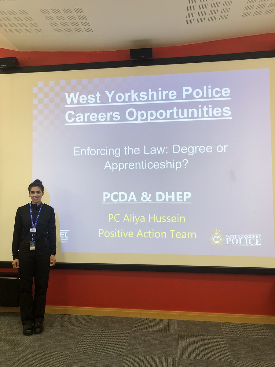 WYPositiveActn's tweet photo. Honoured to have been the keynote speaker today at the LTU Conference. Thank you! βΊοΈ #post16conference @LeedsTrinity #positiveactionrecruitment #pcda #dhep @wyp_twilkins @Bashman786 https://t.co/JpoD0ME9se