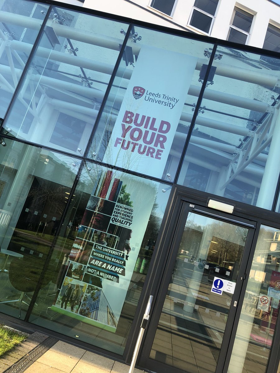 WYPositiveActn's tweet photo. Honoured to have been the keynote speaker today at the LTU Conference. Thank you! βΊοΈ #post16conference @LeedsTrinity #positiveactionrecruitment #pcda #dhep @wyp_twilkins @Bashman786 https://t.co/JpoD0ME9se