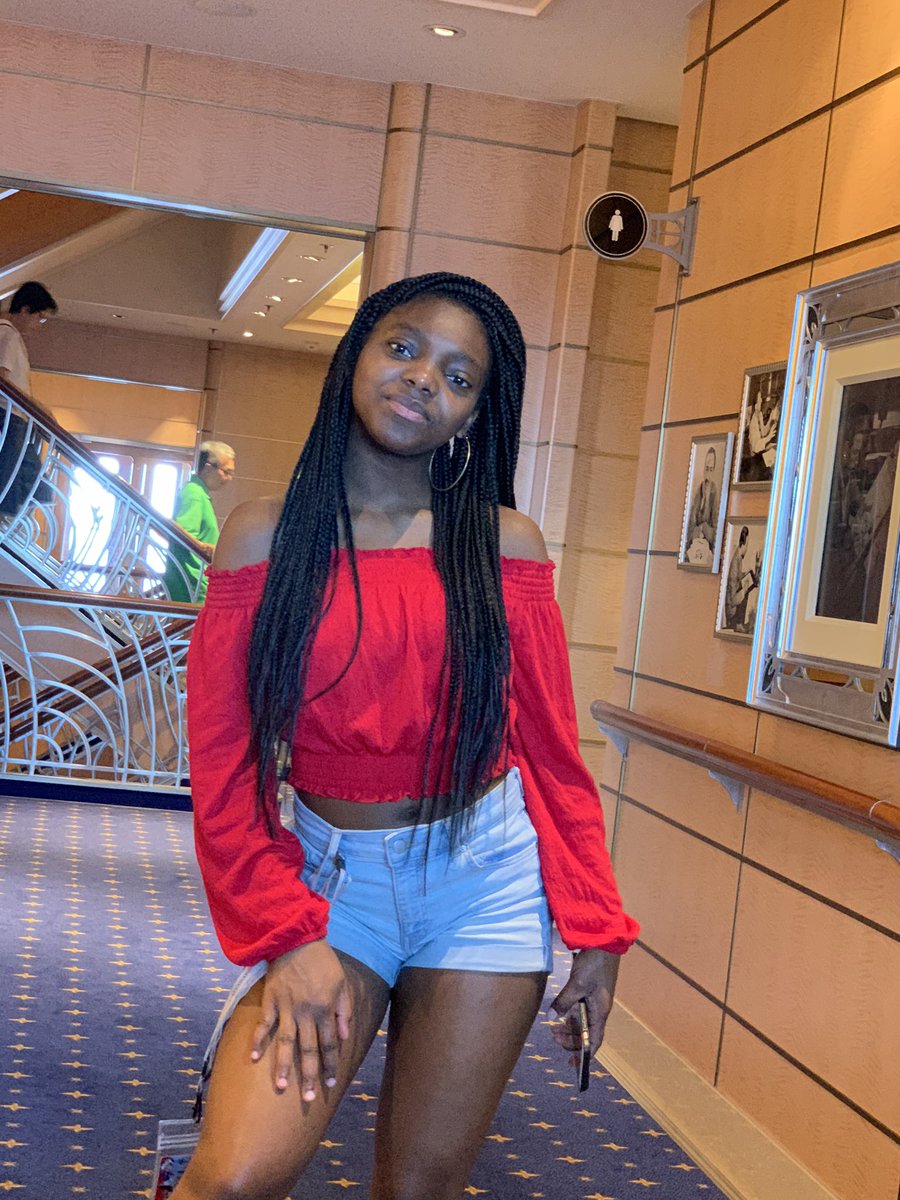 coach_clai's tweet photo. Happy 16th birthday to the princess of hearts ♥️ @leah_latrese ! You already know how it’s going down! #girldad #myangel #spoiledrottenprincess https://t.co/WxBovsl8qS